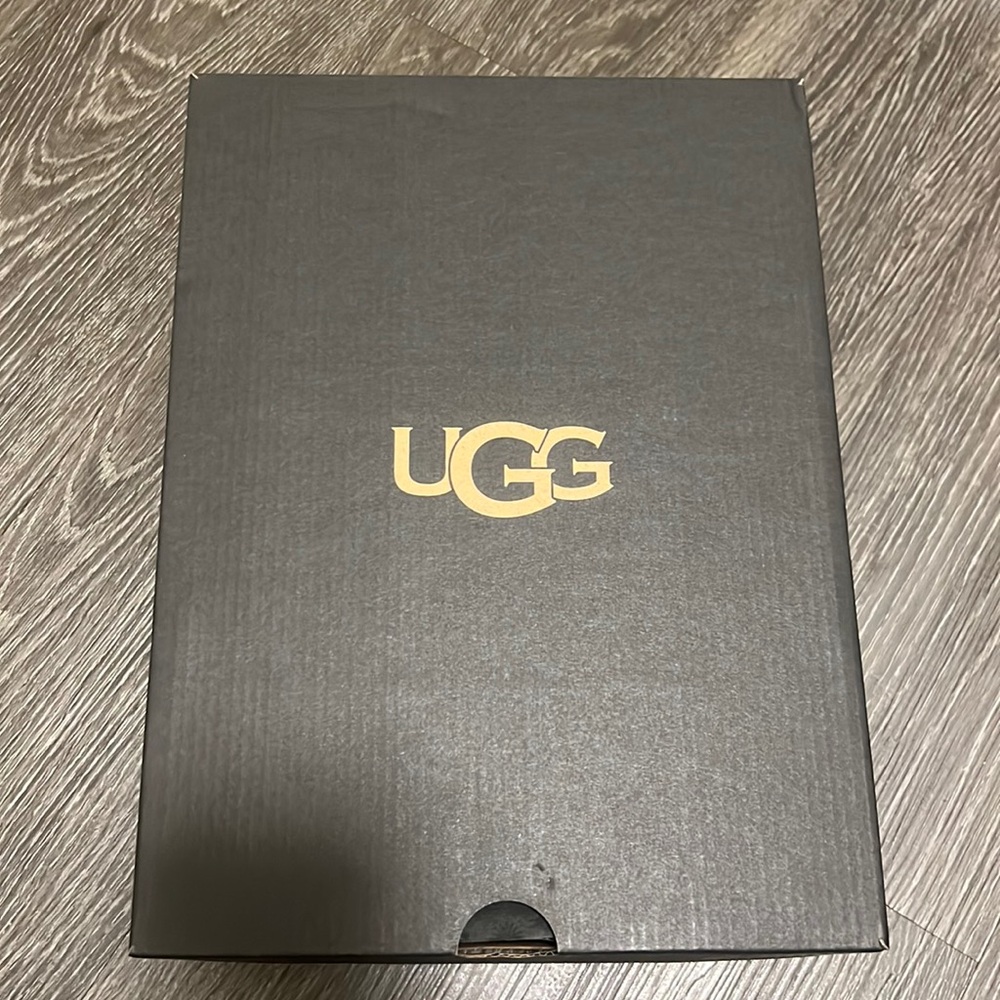 Brand new ugg slippers